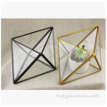 Контейнер для террариума из стекла с геометрическим рисунком